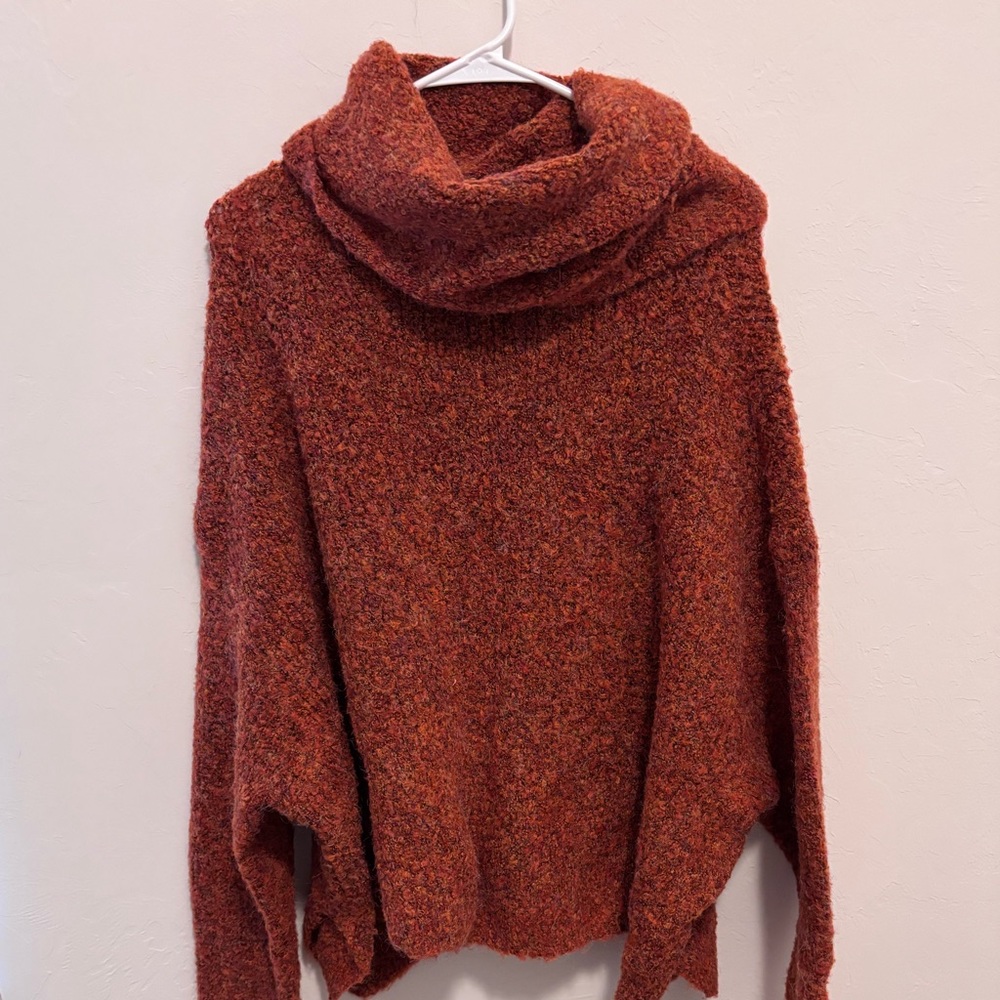 Newbury Kustom Warm Cowl Neck Sweater in Rust Size M